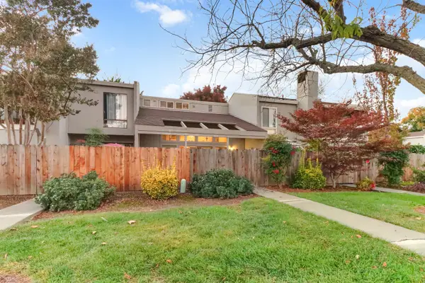 3215 Bermuda Avenue #3, Davis, CA 95616