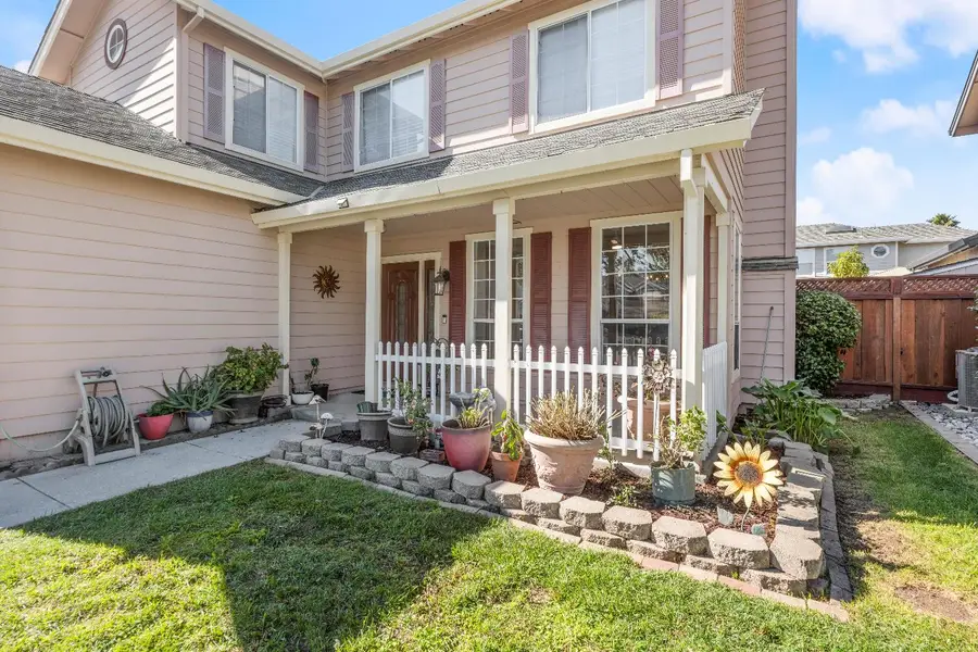 1699 Somersworth Way, Salinas, CA 93906 - Image #3