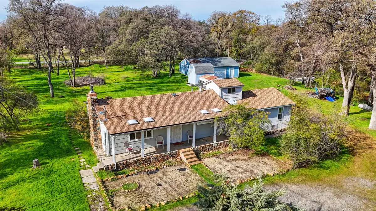 1811 Little Creek Road, Auburn, CA 95602 - Image #1