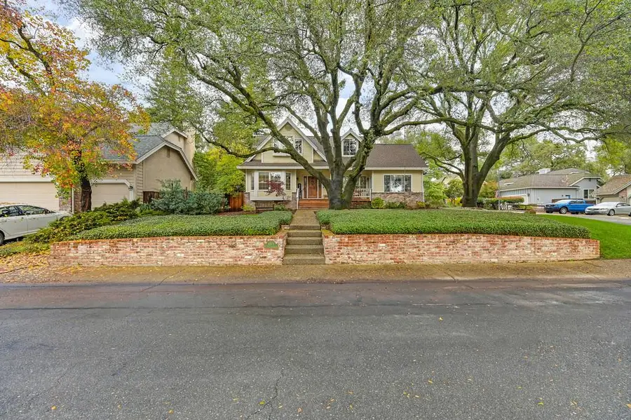 8625 Amber Oaks Court, Fair Oaks, CA 95628 - Image #3