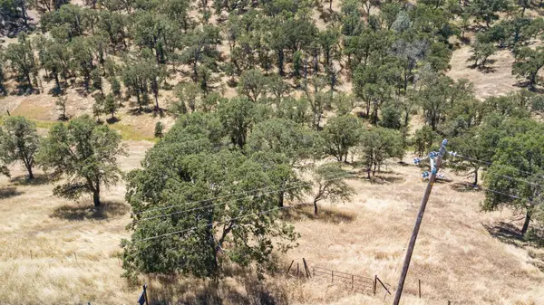 1375 Cheyenne Rd, Copperopolis, CA 95228