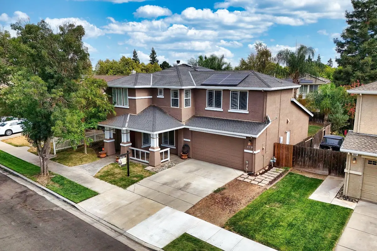 579 Almondcrest Street, Oakdale, CA 95361 - Image #1
