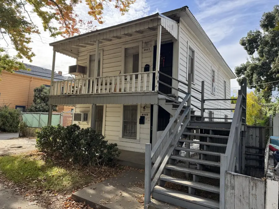 2212 11th Street, Sacramento, CA 95818 - Image #3