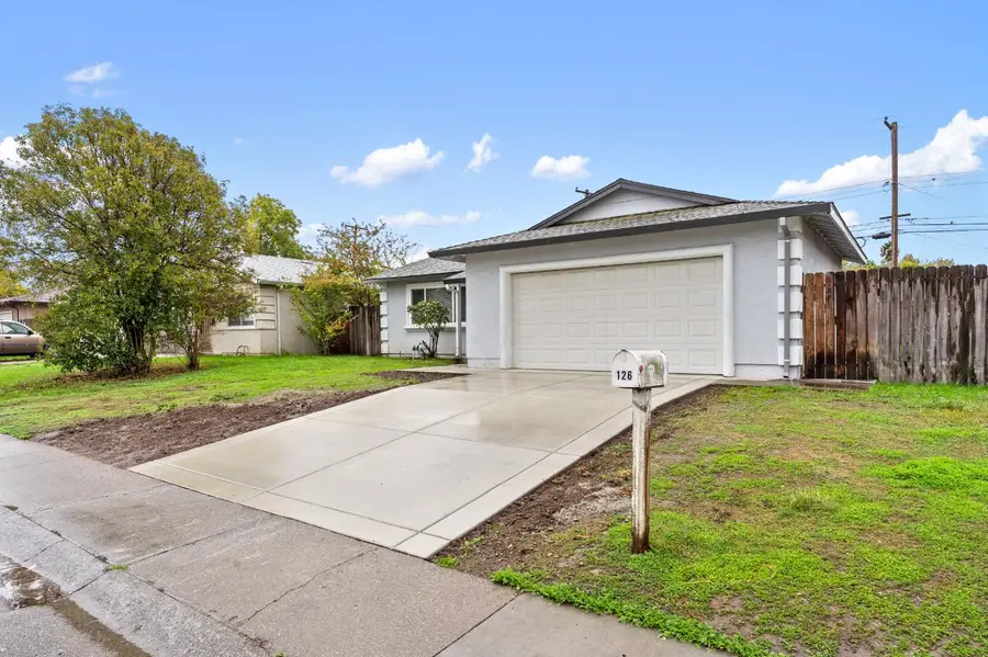 126 Barton Way, Sacramento, CA 95838 - Image #3