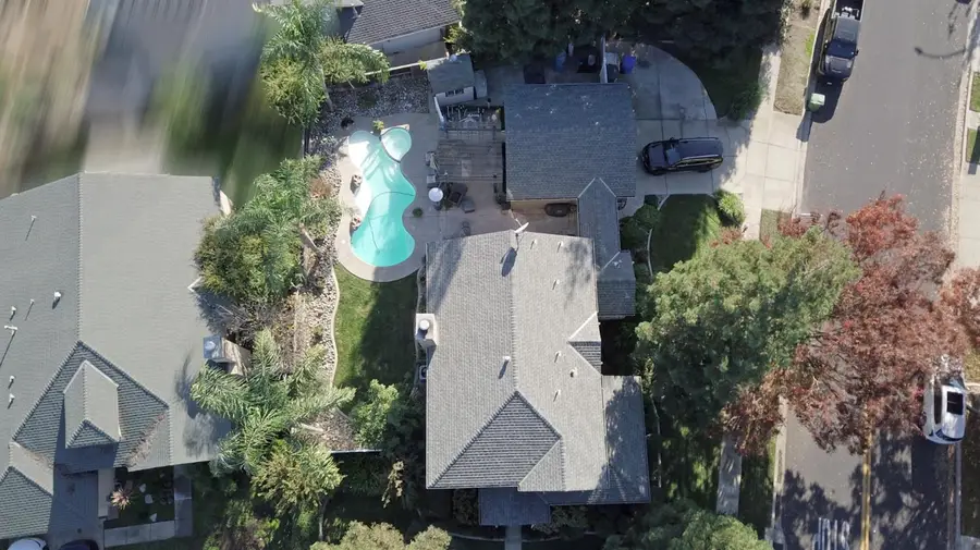 326 W Springer Drive, Turlock, CA 95382 - Image #2