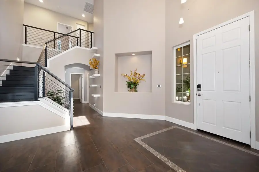 3237 Corniche Lane, Roseville, CA 95661 - Image #2