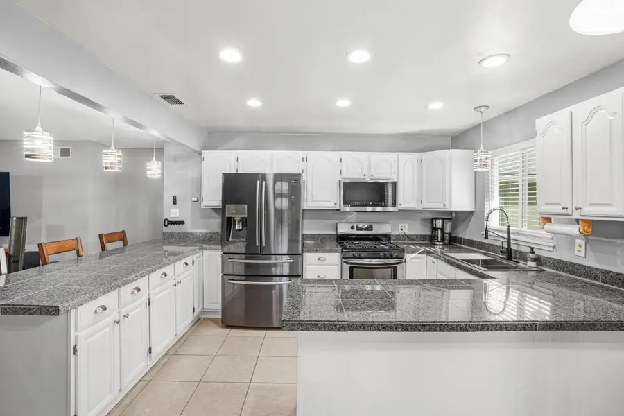 5621 Sapunor Way, Carmichael, CA 95608 - Image #2