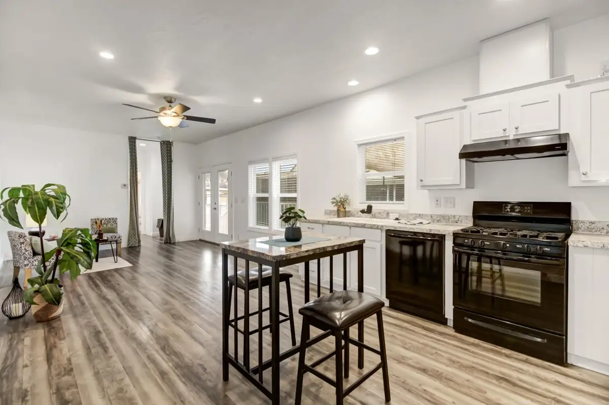 9060 Auburn Folsom Road #7, Granite Bay, CA 95746 - Image #1