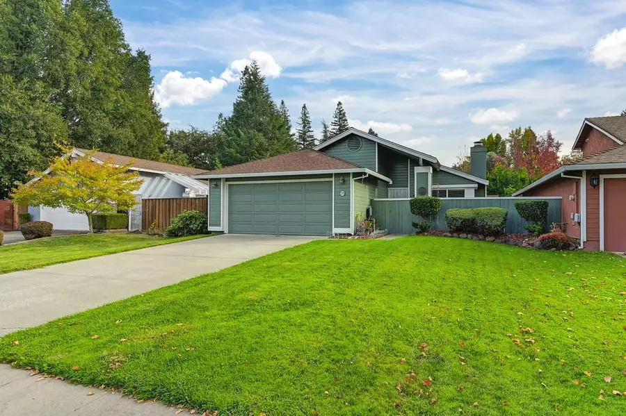 22 Waterfront Court, Sacramento, CA 95831 - Image #3