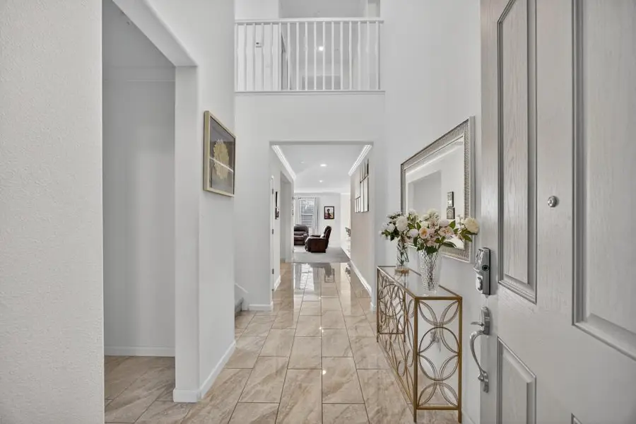 8764 Nakota Way, Sacramento, CA 95828 - Image #2