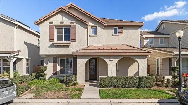 311 Carriage Lane, Oakdale, CA 95361