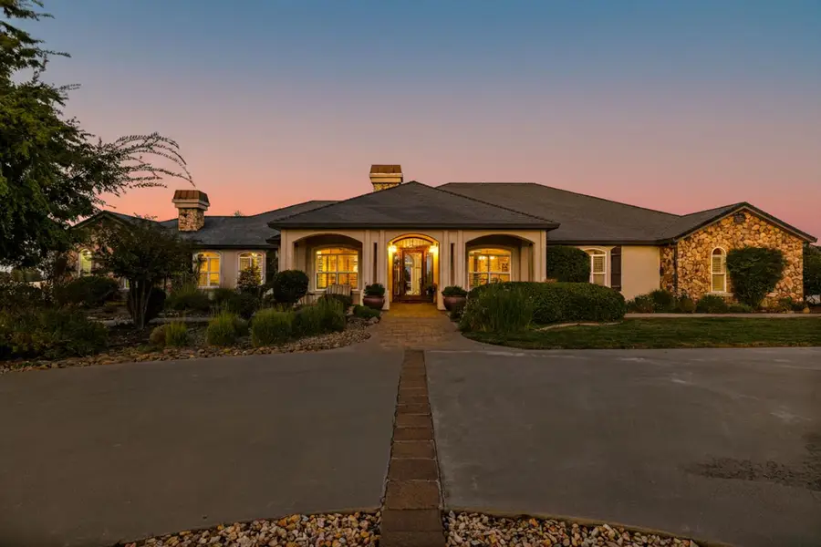 19160 River Downs Way, Cottonwood, CA 96022 - Image #2