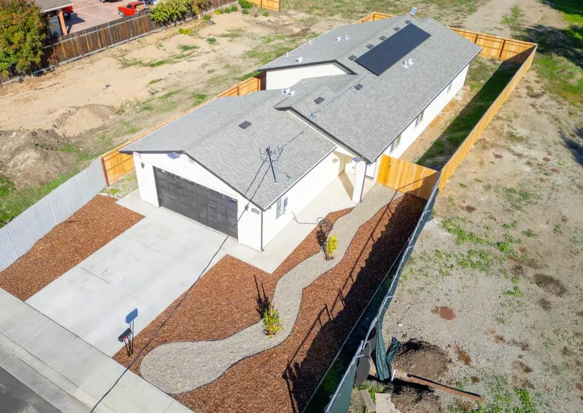 1072 Burkett Avenue, Stockton, CA 95205 - Image #1
