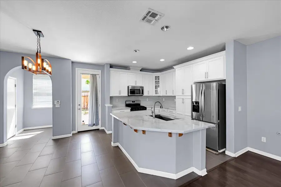 341 Barnhart Circle, Sacramento, CA 95835 - Image #3