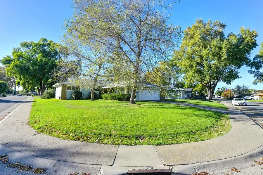 3338 Eisenhower Drive, Sacramento, CA 95826 - Image #2