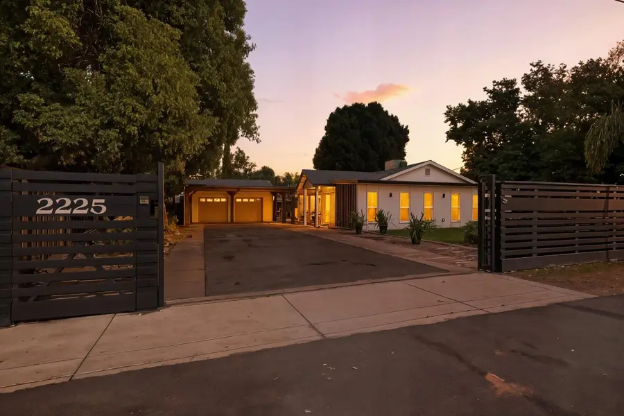 2225 Davis Way, Modesto, CA 95351 - Image #2