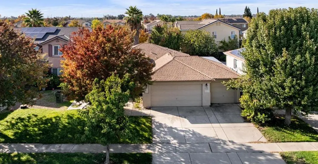 4304 Bluebell Avenue, Olivehurst, CA 95961 - Image #1