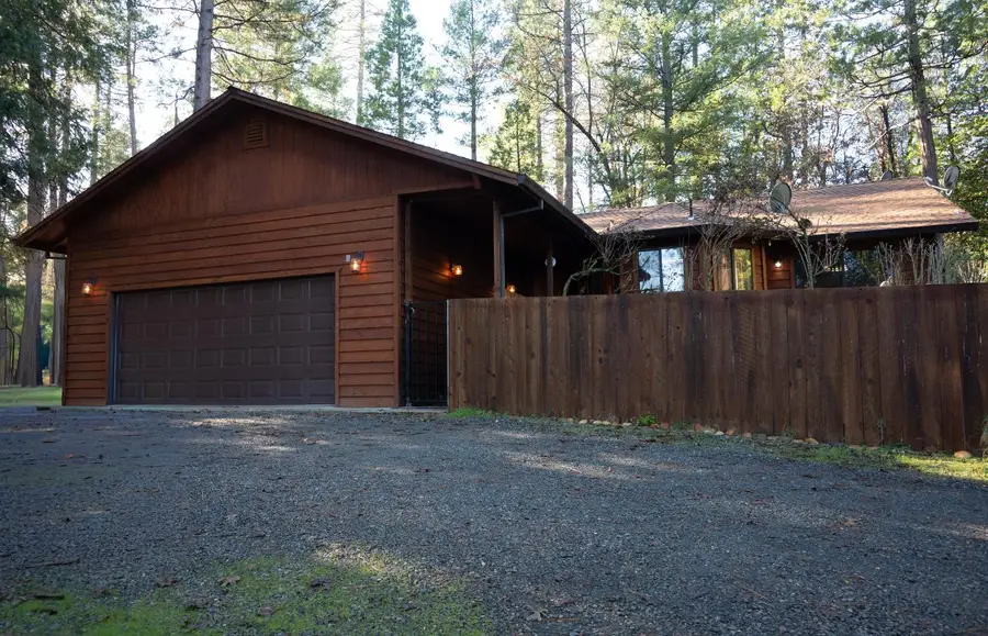 16558 Frenchtown Road, Brownsville, CA 95919 - Image #2