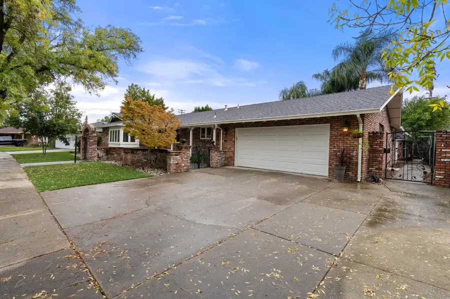 2410 Sherwood Avenue, Modesto, CA 95350 - Image #3