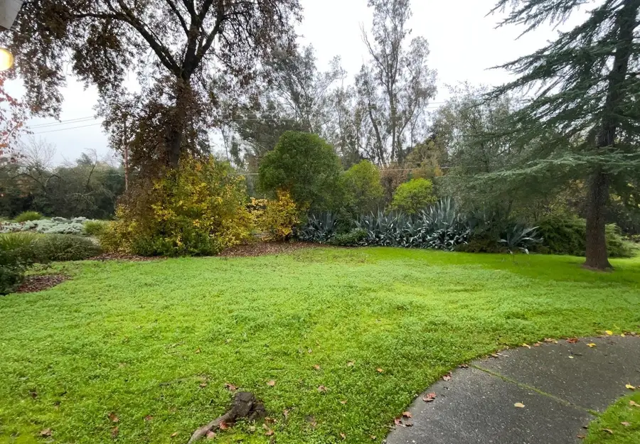 3738 Robertson Avenue, Sacramento, CA 95821 - Image #2