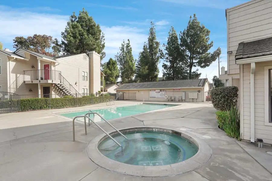 2401 Eilers Lane #304, Lodi, CA 95242 - Image #3