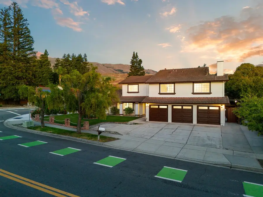 2098 N Park Victoria Drive, Milpitas, CA 95035 - Image #2