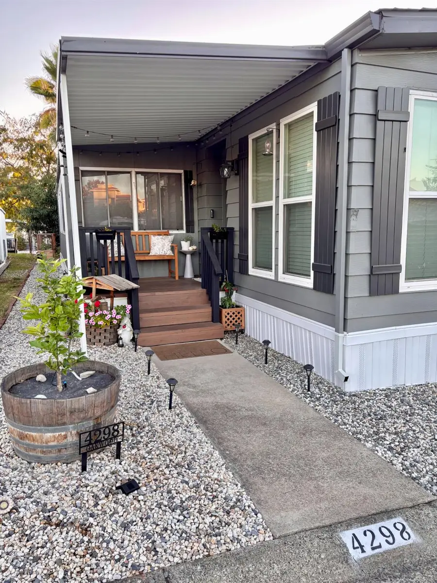 4298 Oakwood St, Rocklin, CA 95677 - Image #2