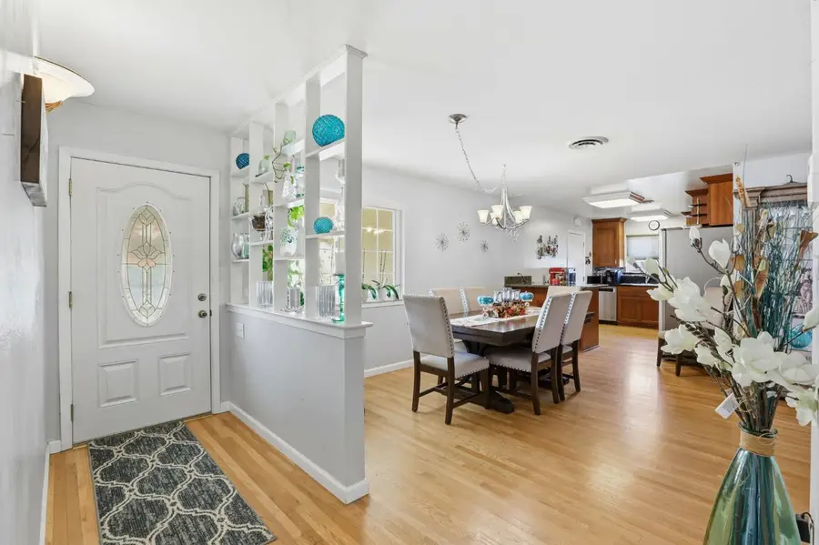 7545 Almondwood Avenue, Citrus Heights, CA 95610 - Image #3