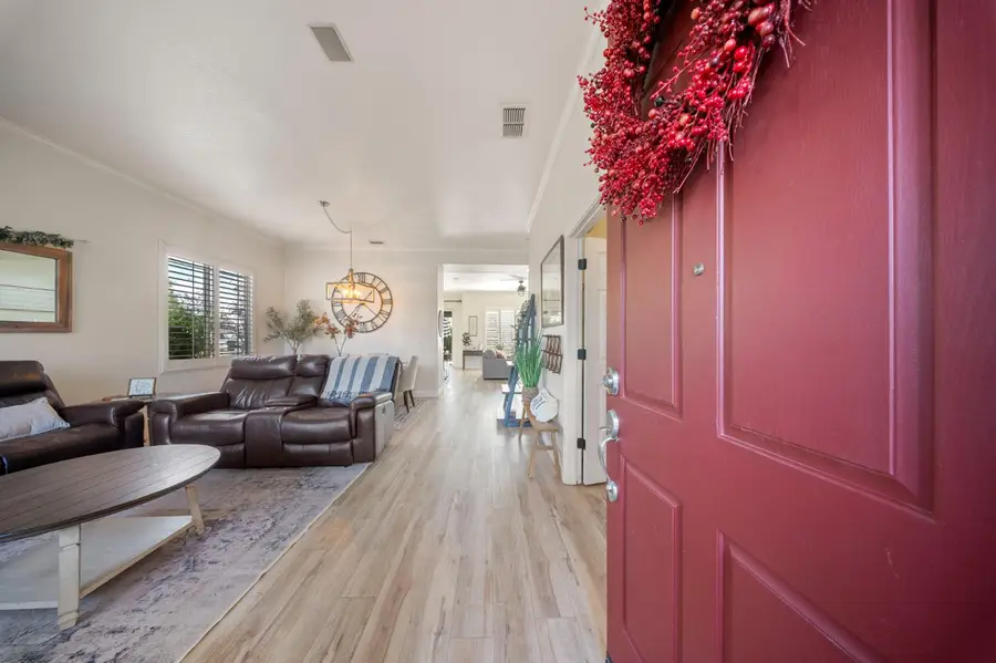 214 Osborne Court, Ripon, CA 95366 - Image #3