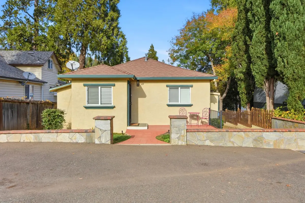 49 W Oak, Colfax, CA 95713 - Image #1