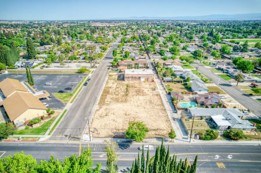 1803 Sunset Avenue, Madera, CA 93637 - Image #2