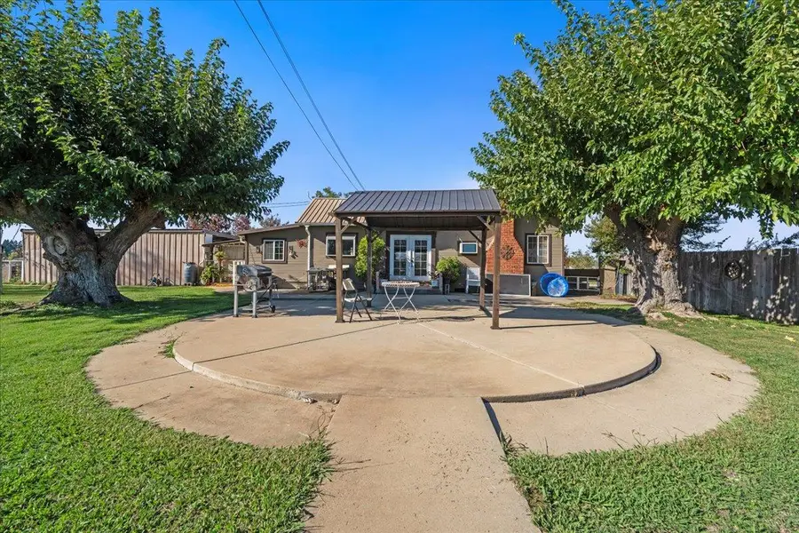 23707 N Graham Road, Acampo, CA 95220 - Image #2