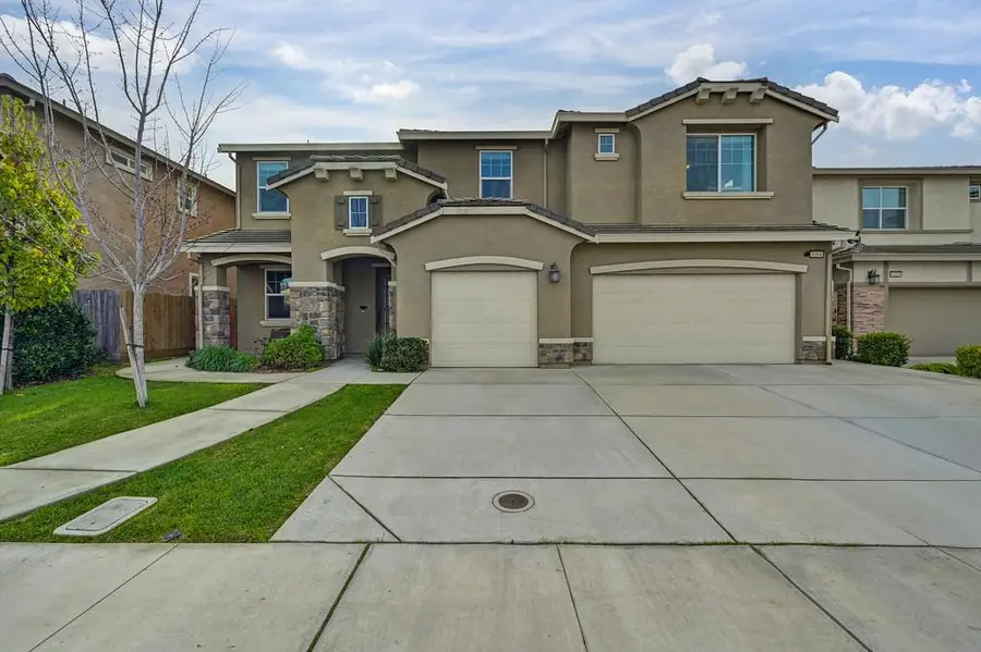 1004 Lavender Street, Manteca, CA 95337 - Image #2