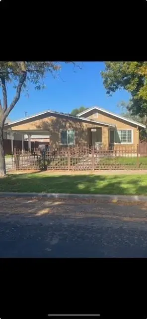 1015 W 10th Street, Merced, CA 95341