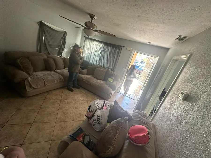 1015 W 10th Street, Merced, CA 95341 - Image #2