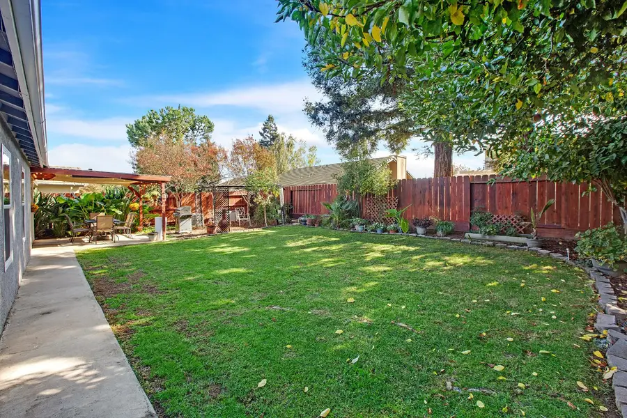 1513 Adriana Way, Escalon, CA 95320 - Image #3