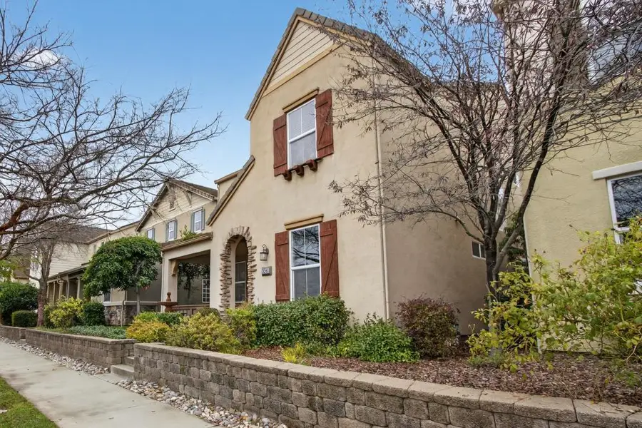 3241 Village Center Drive, Roseville, CA 95747 - Image #2