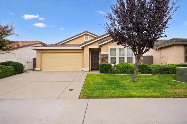1498 Bushy Tail Street, Roseville, CA 95747