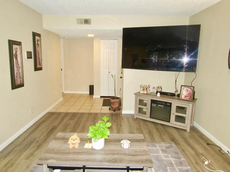 3591 Quail Lakes Drive #61, Stockton, CA 95207 - Image #3