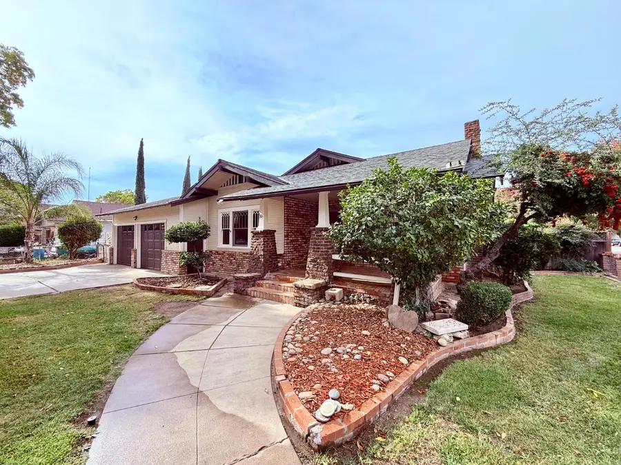 301 S 3rd St, Patterson, CA 95363 - Image #2