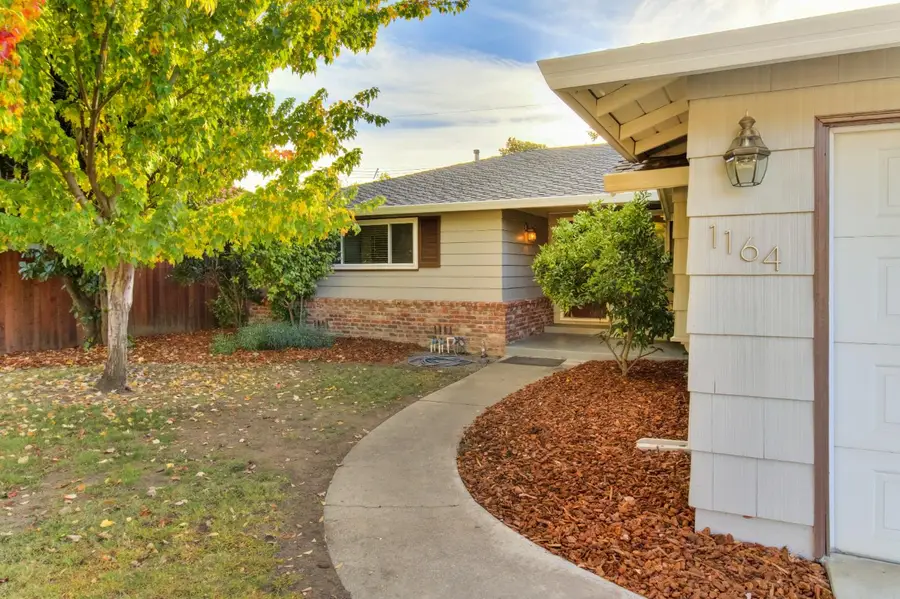 1164 25th Avenue, Sacramento, CA 95822 - Image #2