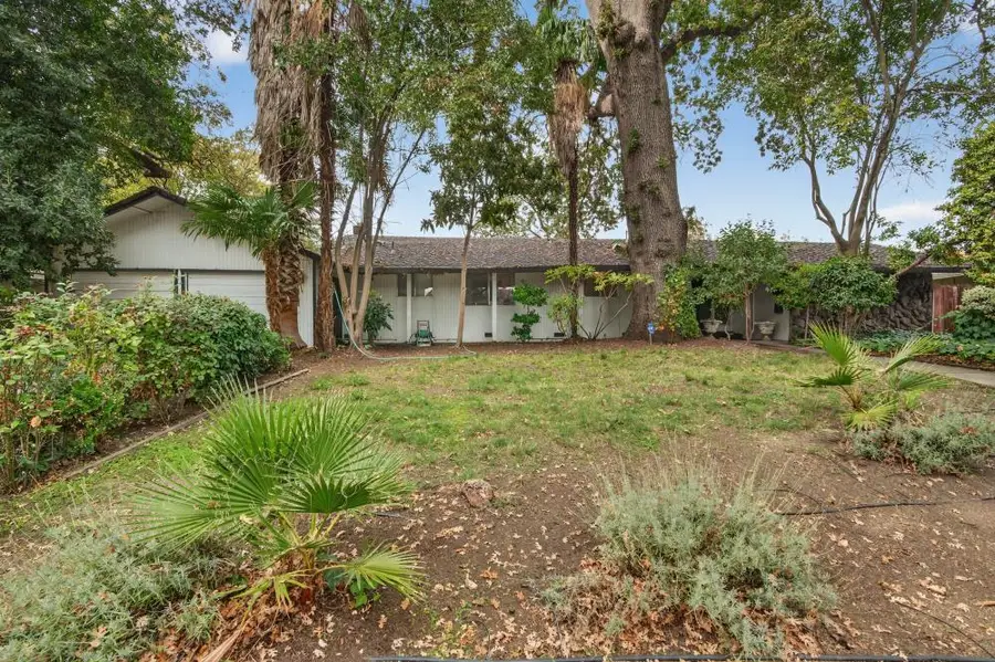 7517 Parkwoods Drive, Stockton, CA 95207 - Image #2