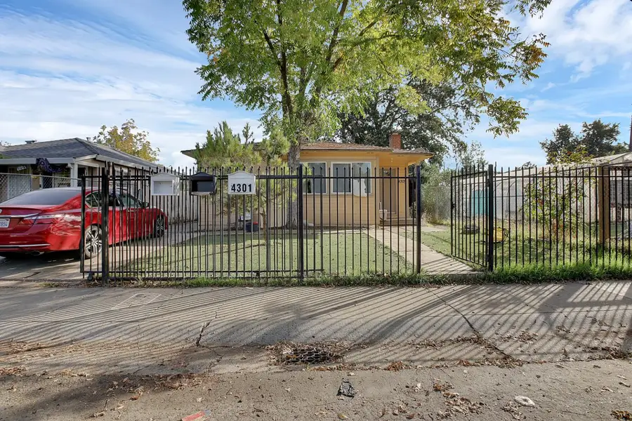 4305 38th Street, Sacramento, CA 95820 - Image #3
