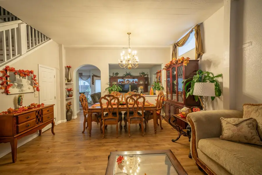 10703 Pleasant Valley Circle, Stockton, CA 95209 - Image #3