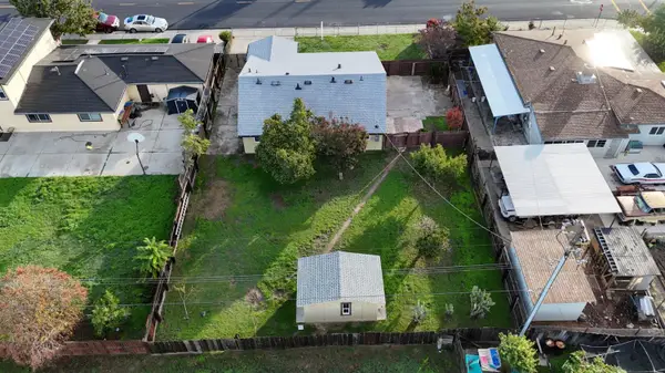 16039 Cambridge, Lathrop, CA 95330