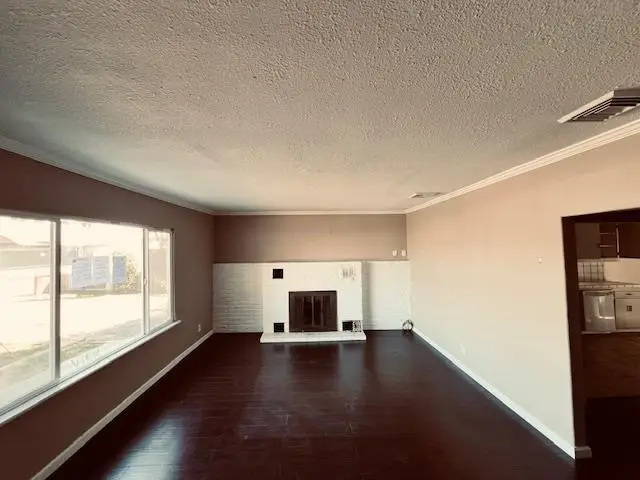 332 Hinkley Avenue, Oakdale, CA 95361 - #2