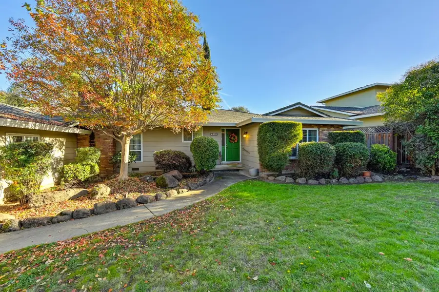 6430 Sandstone Street, Carmichael, CA 95608 - Image #3