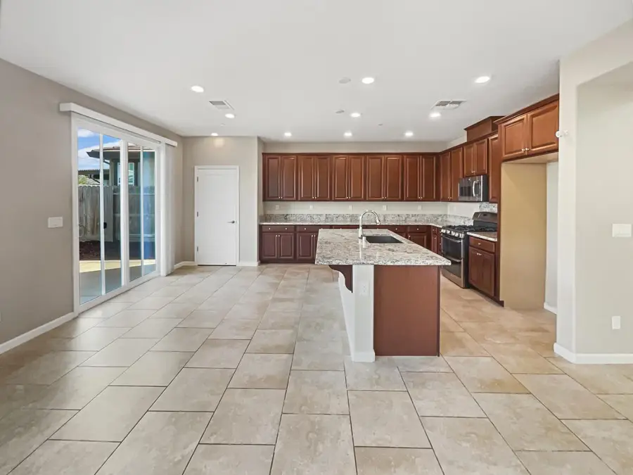 5021 Birch Valley Way, Rancho Cordova, CA 95742 - Image #2