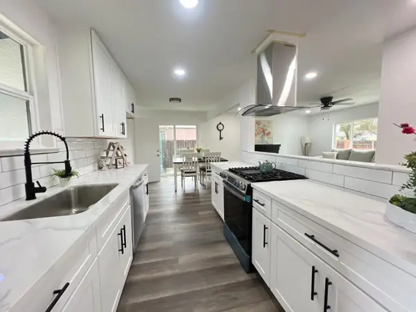 2448 E 8th Street, Stockton, CA 95205