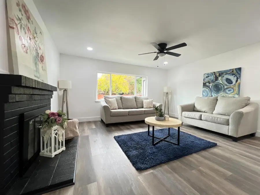 2448 E 8th Street, Stockton, CA 95205 - Image #2